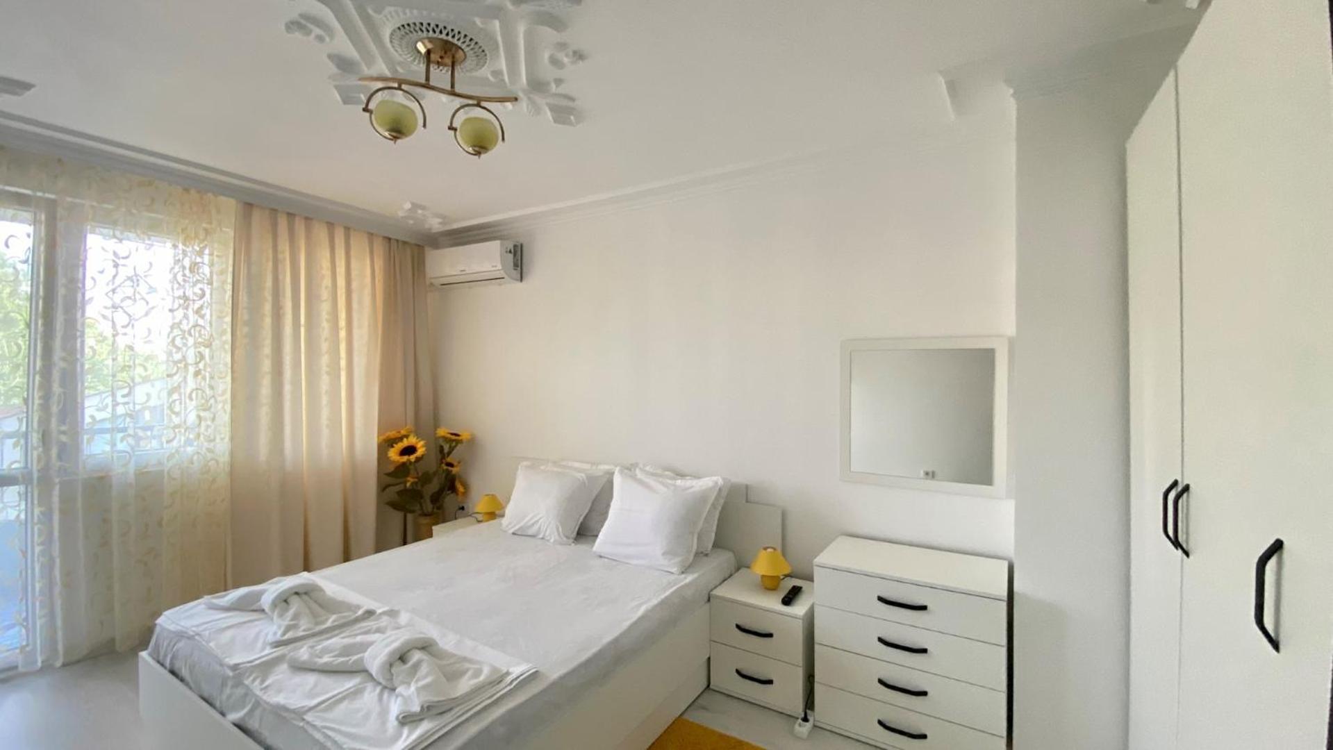 Bratanov Edelweiess Apartment Nesebăr Exterior foto