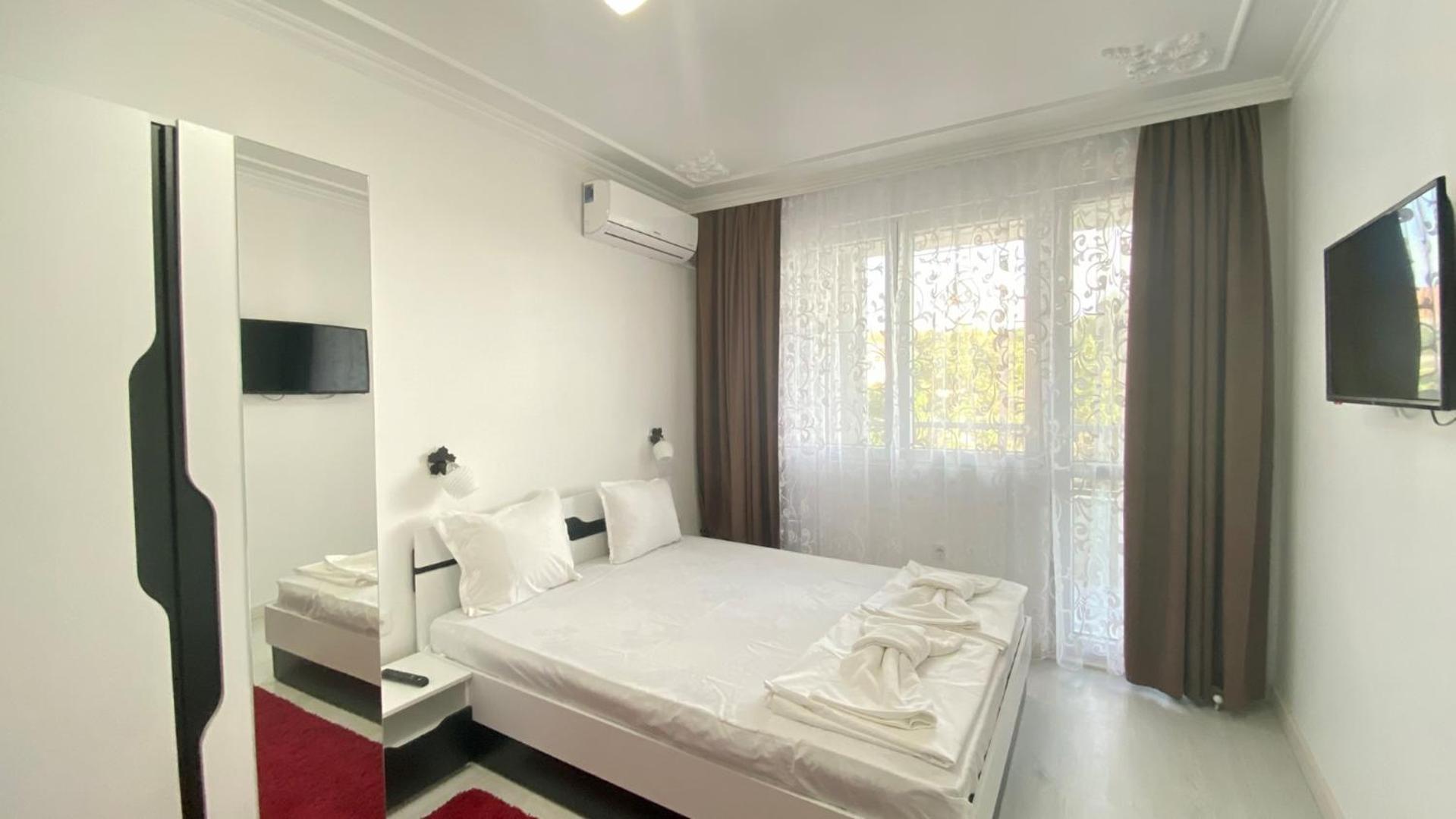 Bratanov Edelweiess Apartment Nesebăr Exterior foto